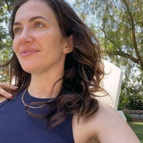 Kate Siegel Nude Photos, Scenes and Sex Tape